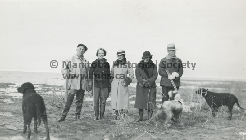 PG72  3 DELTA APR MAY1935